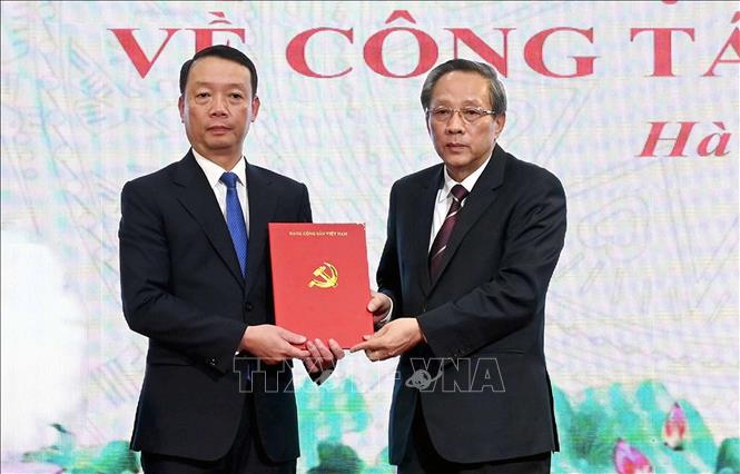 ຄຳບັນຍາຍຮູບພາບ