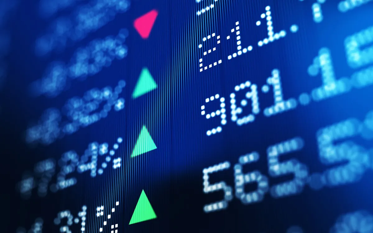 Chốt phiên 17/11, VN-Index tăng 18,96 điểm lên 1.654,42 điểm