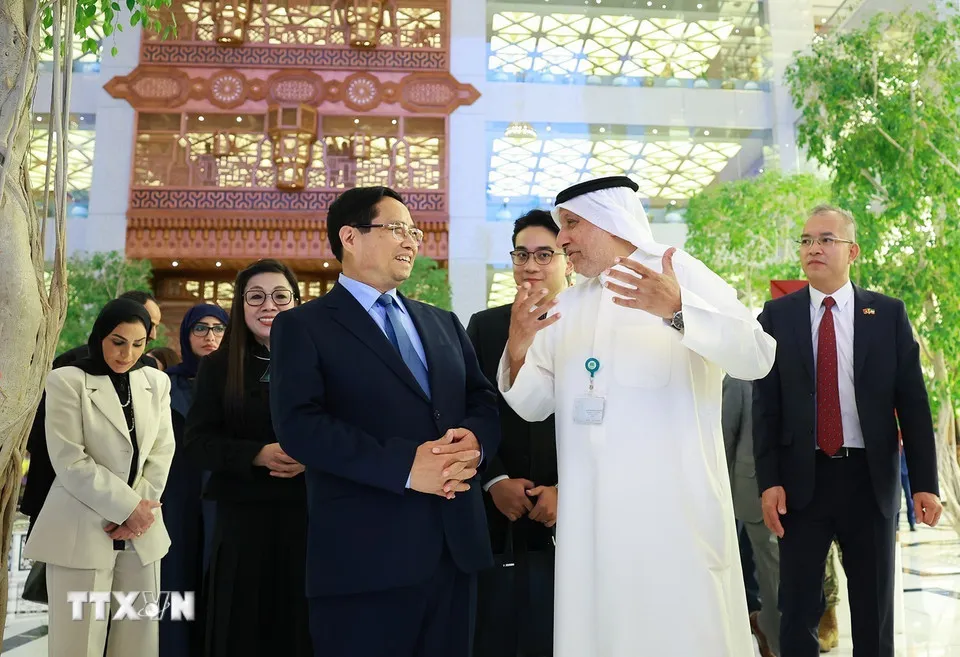 Premiärministern bad Kuwaits fond för arabisk ekonomisk utveckling att fortsätta stödja Vietnam - Foto 1. Thủ tướng đề nghị Quỹ Kuwait vì sự phát triển kinh tế Arab tiếp tục hỗ trợ Việt Nam- Ảnh 1.