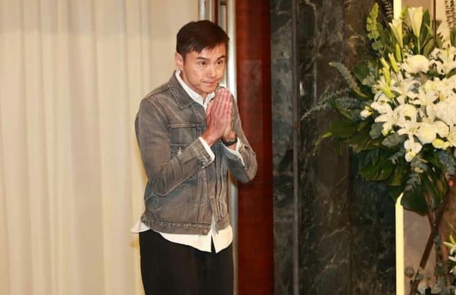 ไมเคิล มิว, ชาร์เมน เชห์ และ บอสโก หว่อง… ร่วมไว้อาลัย 'บอสตัวประกอบ' ฮิวจ์ ชอว์ - ภาพที่ 8 Miêu Kiều Vỹ, Xa Thi Mạn, Huỳnh Tông Trạch… viếng 'trùm vai phụ' Hứa Thiệu Hùng- Ảnh 8.