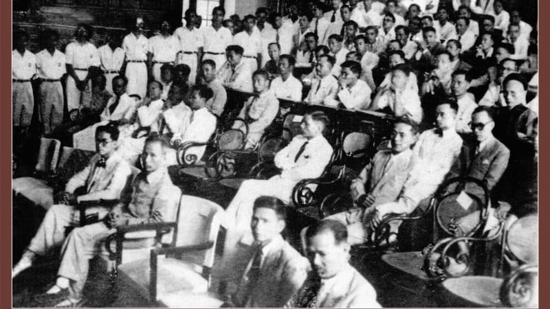 Chỉ 1 tháng sau khi ký Sắc lệnh số 45 thành lập Ban Đại học Văn khoa, Chủ tịch Hồ Chí Minh trực tiếp chủ tọa Lễ Khai giảng niên khóa đầu tiên của Đại học Quốc gia Việt Nam vào ngày 15/11/1945.