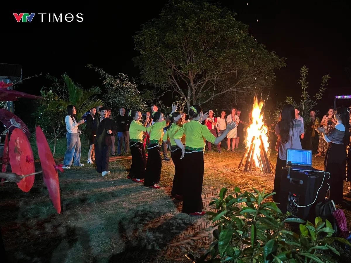 Hữu Liên (Lạng Sơn): Nơi núi đá, cánh đồng và văn hóa Tày - Nùng hòa quyện- Ảnh 5.