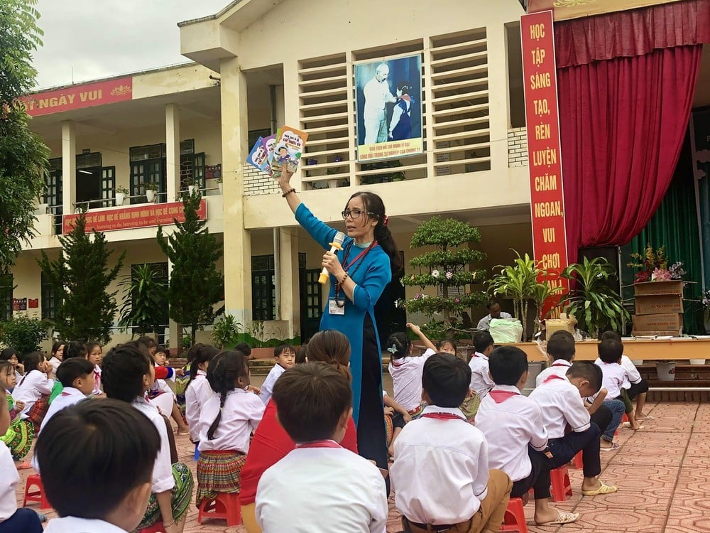 Lan tỏa tình người - Tôn vinh người “gieo chữ” và “gieo yêu thương” - Ảnh 7.