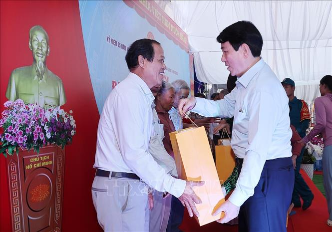 ຄຳບັນຍາຍຮູບພາບ