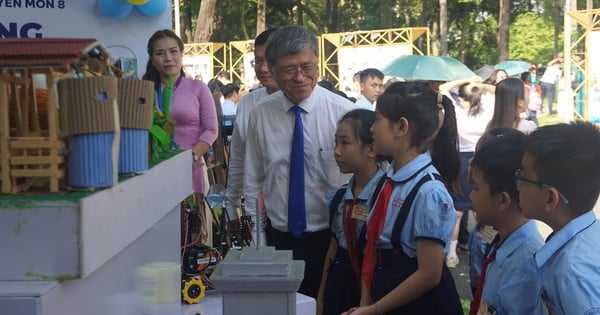 Dấu ấn 50 năm ngành GD-ĐT TP HCM: Xây dựng TP thành trung tâm giáo dục lớn của cả nước và khu vực 