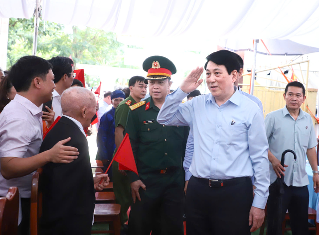 Πρόεδρος: «Πρέπει να σκεφτούμε πώς να προσαρμοστούμε στην κλιματική αλλαγή» - Φωτογραφία 1.