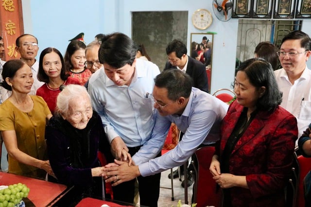 Πρόεδρος: «Πρέπει να σκεφτούμε πώς να προσαρμοστούμε στην κλιματική αλλαγή» - Φωτογραφία 2.