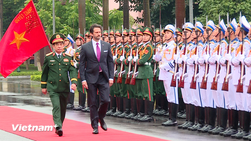 Phó Thủ tướng, Bộ trưởng Bộ Quốc phòng Slovakia thăm chính thức Việt Nam