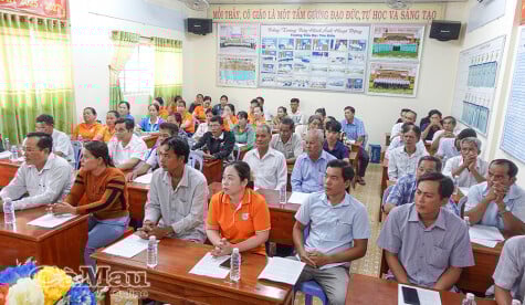 Hơn 60 người hoạt động ở ấp, khóm tập huấn bảo tồn và phát huy văn hoá phi vật thể