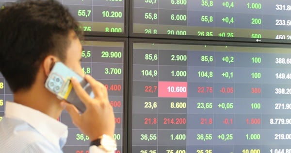 Thị trường chứng khoán Việt Nam khởi sắc ngày 18 - 11 bất chấp biến động quốc tế