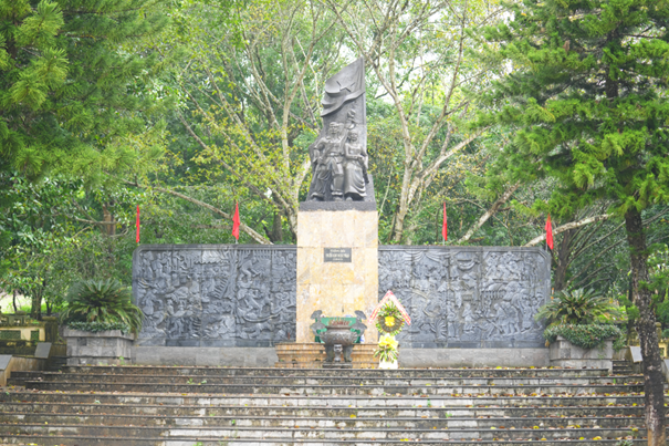 DISCOVER NGOC TRAO - THE SOURCE OF THANH HOA’S SACRED REVOLUTIONARY FLAME