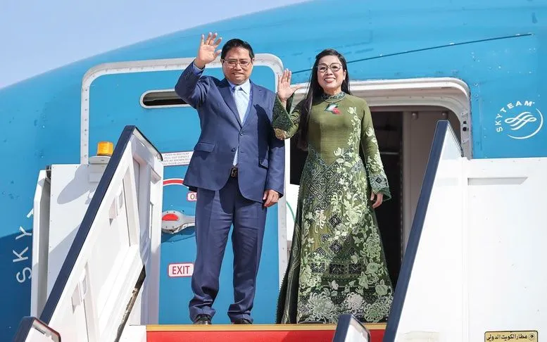 Thủ tướng Phạm Minh Chính rời Kuwait, lên đường thăm chính thức Algeria.