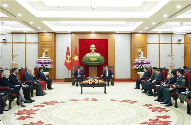 Подпись к фотографии