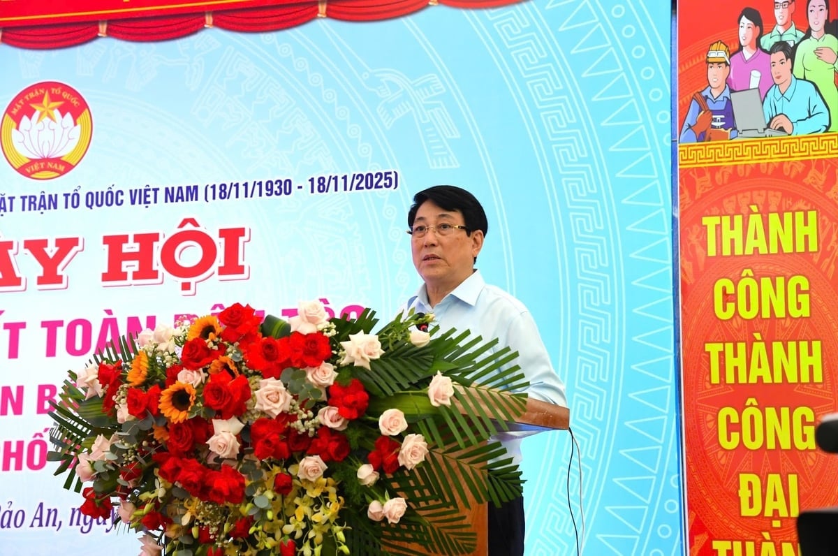 Chủ tịch nước Lương Cường phát biểu tại Ngày hội Đại đoàn kết toàn dân tộc tại thôn Bảo An (xã Gò Nổi, TP Đà Nẵng). Ảnh: Lan Anh.