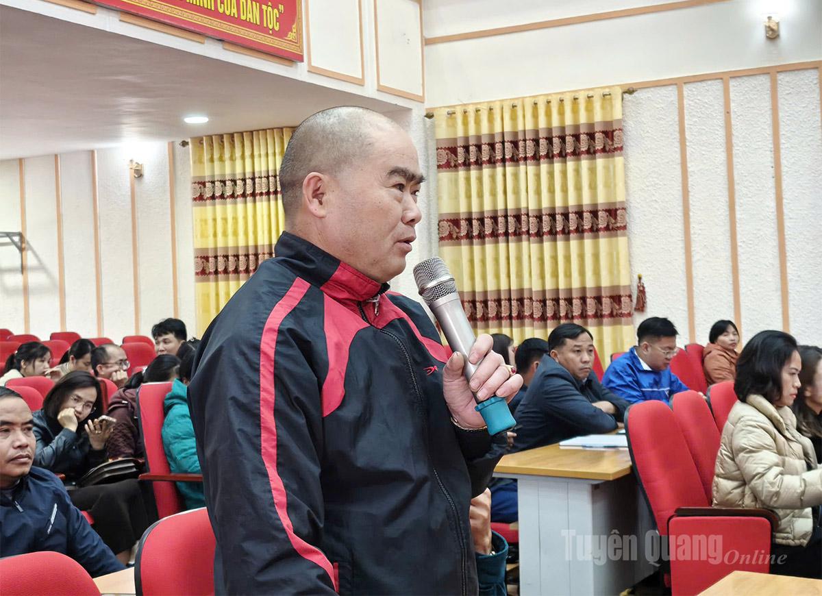 អ្នកបោះឆ្នោតឃុំ Quan Ba ​​បានផ្តល់អនុសាសន៍ដល់គណៈប្រតិភូក្រុមប្រឹក្សាប្រជាជនខេត្ត។