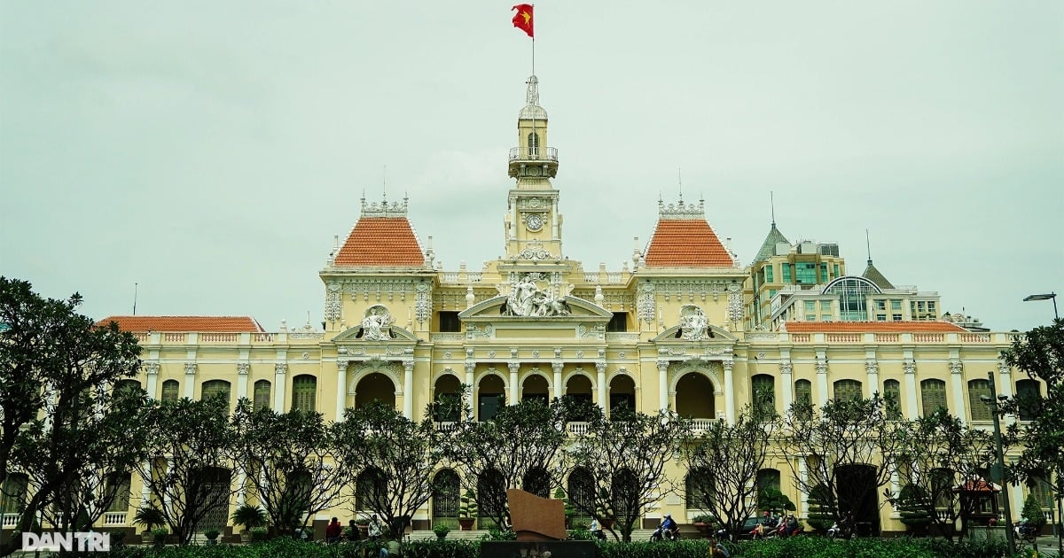 Điều chỉnh công tác 2 Phó Chủ tịch TPHCM