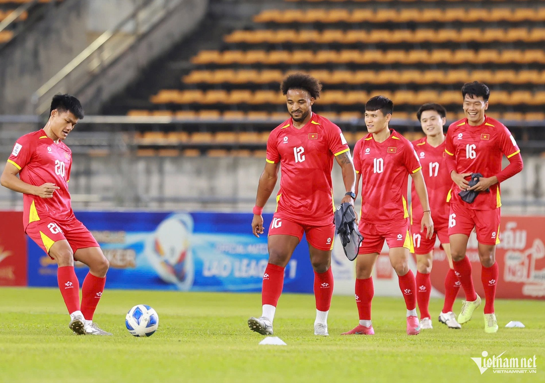 W-tuyen viet nam 6.jpg