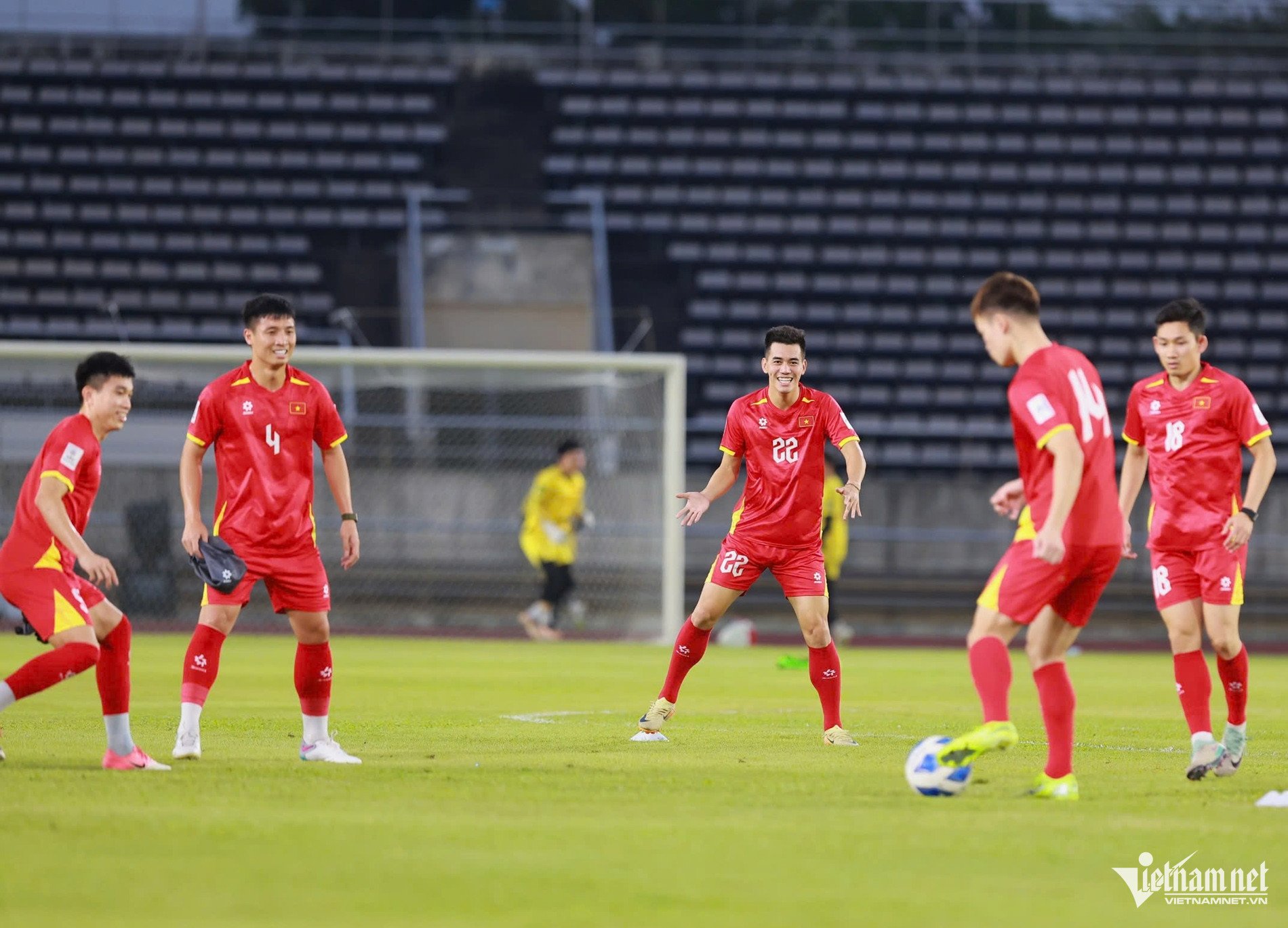 W-tuyen viet nam 3.jpg