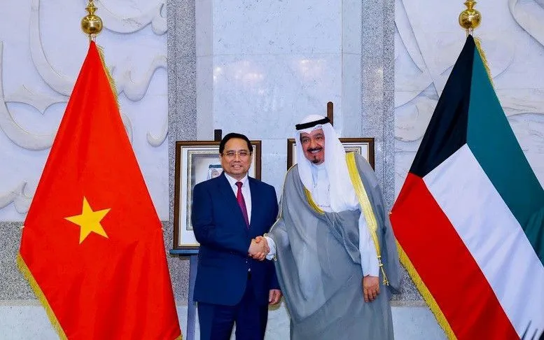 Thủ tướng Chính phủ Phạm Minh Chính và Thủ tướng Nhà nước Kuwait Sheikh Ahmad Al-Abdullah Al-Sabah. (Ảnh: VGP)