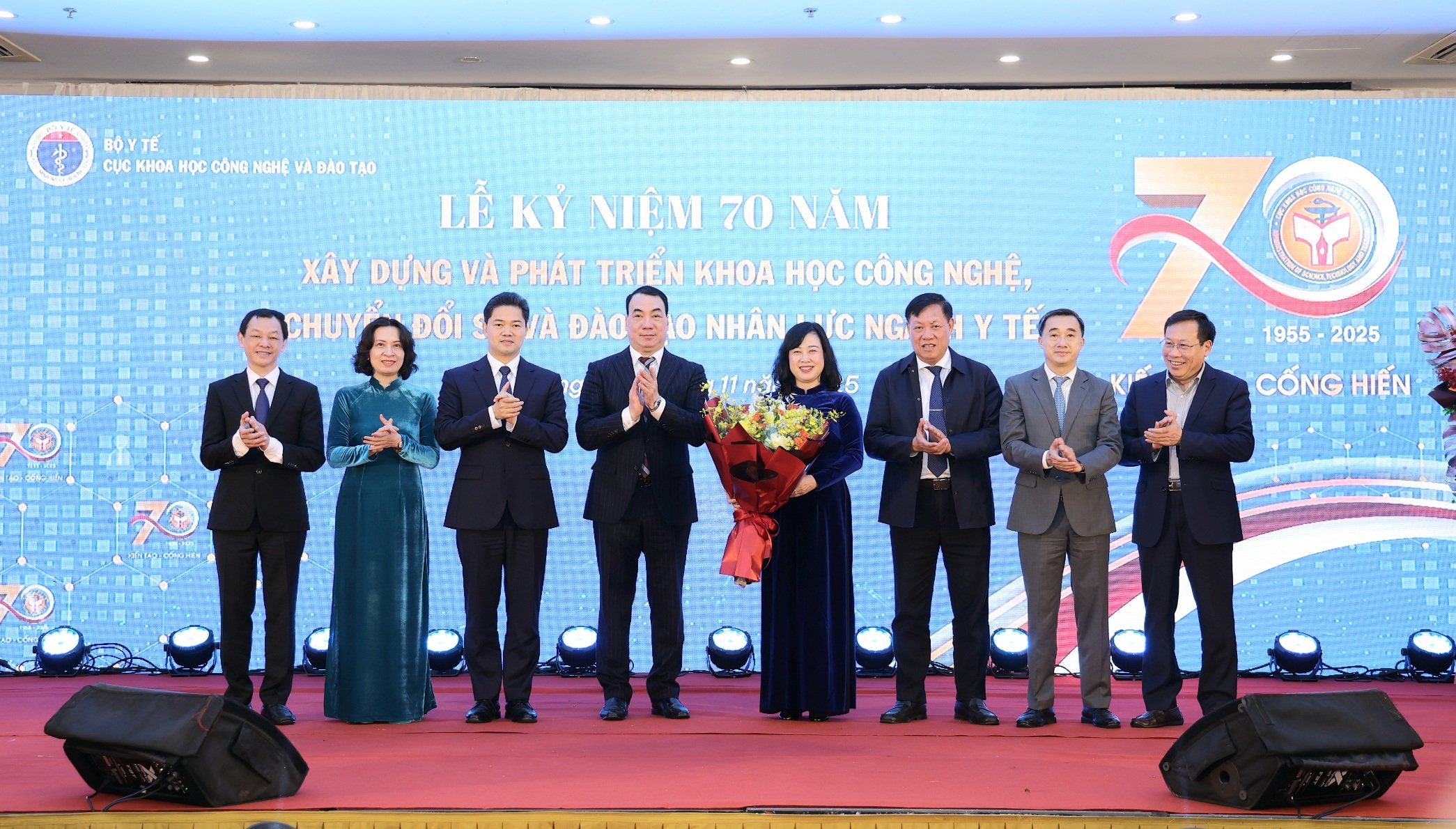 Bộ trưởng Đào Hồng Lan: Khẳng định vị thế của khoa học công nghệ và giáo dục y học Việt Nam trên thế giới- Ảnh 6.