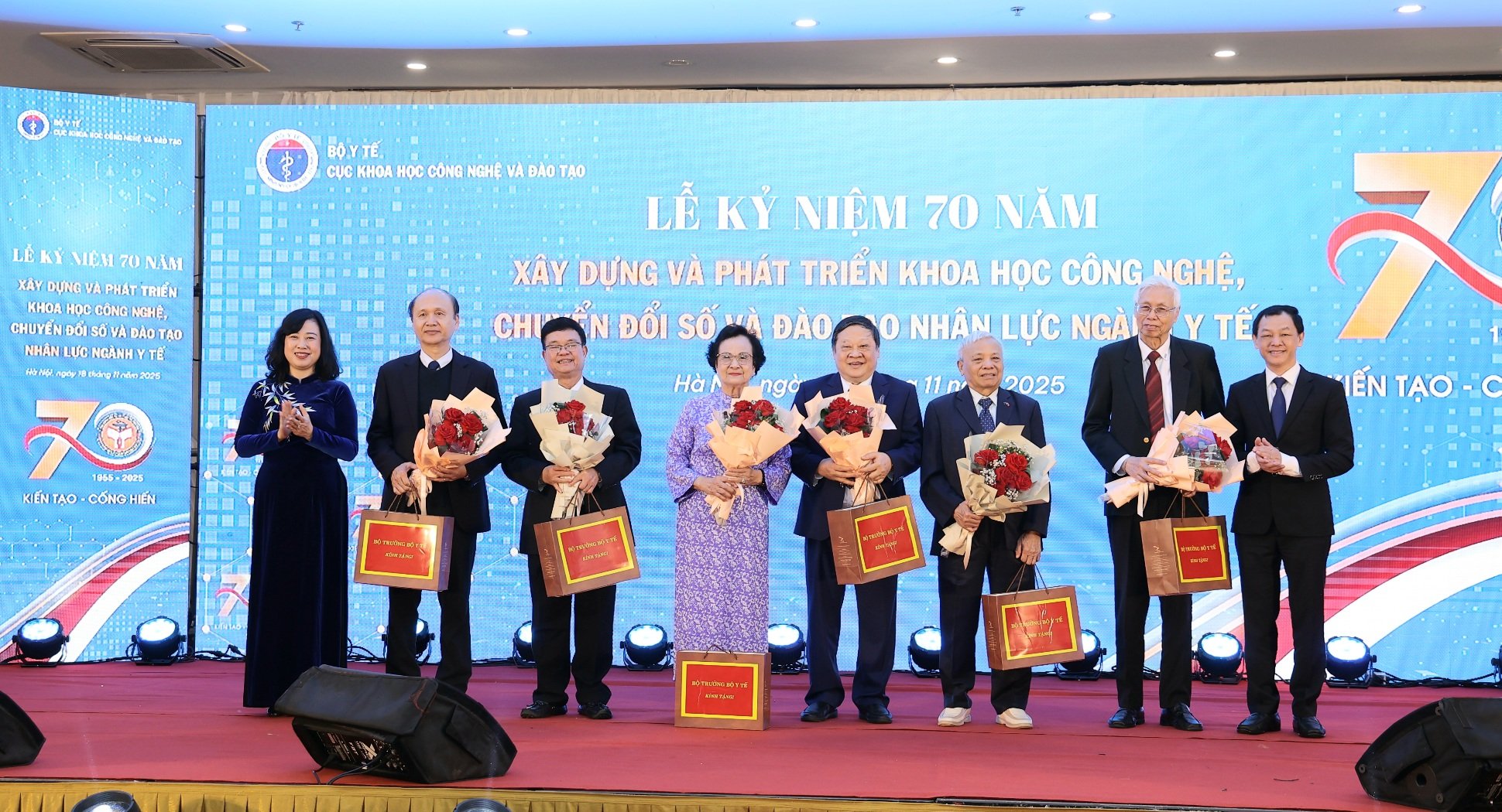 Bộ trưởng Đào Hồng Lan: Khẳng định vị thế của khoa học công nghệ và giáo dục y học Việt Nam trên thế giới- Ảnh 7.