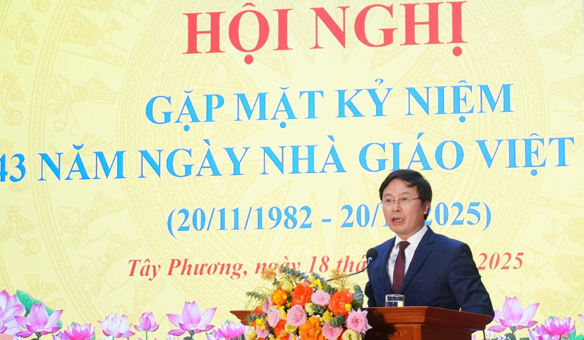 Xã Tây Phương kỷ niệm 43 năm Ngày Nhà giáo Việt Nam- Ảnh 3.