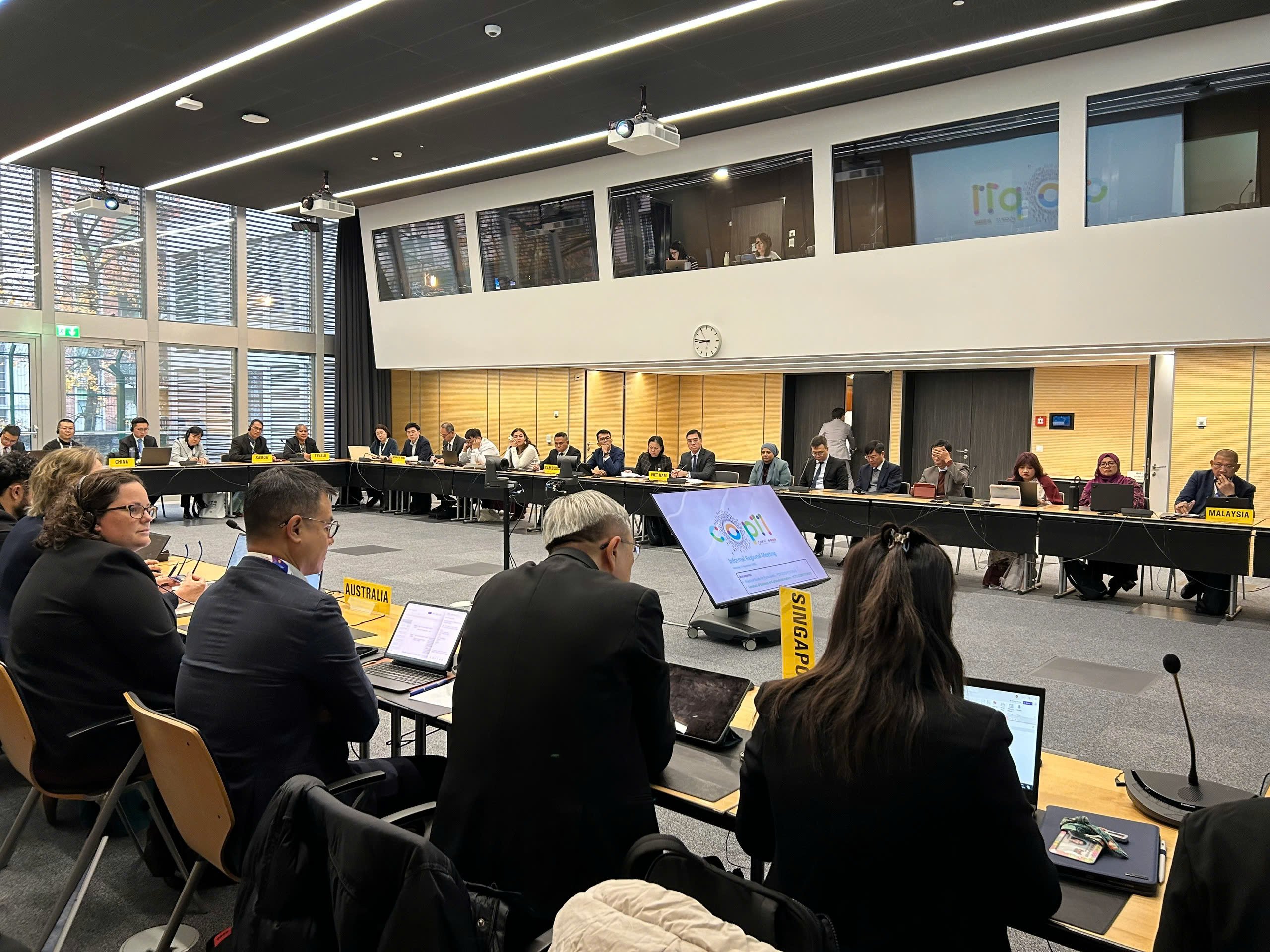 Việt Nam và các nước ASEAN đang đối mặt với việc gia tăng sử dụng các loại thuốc lá mới- Ảnh 1.