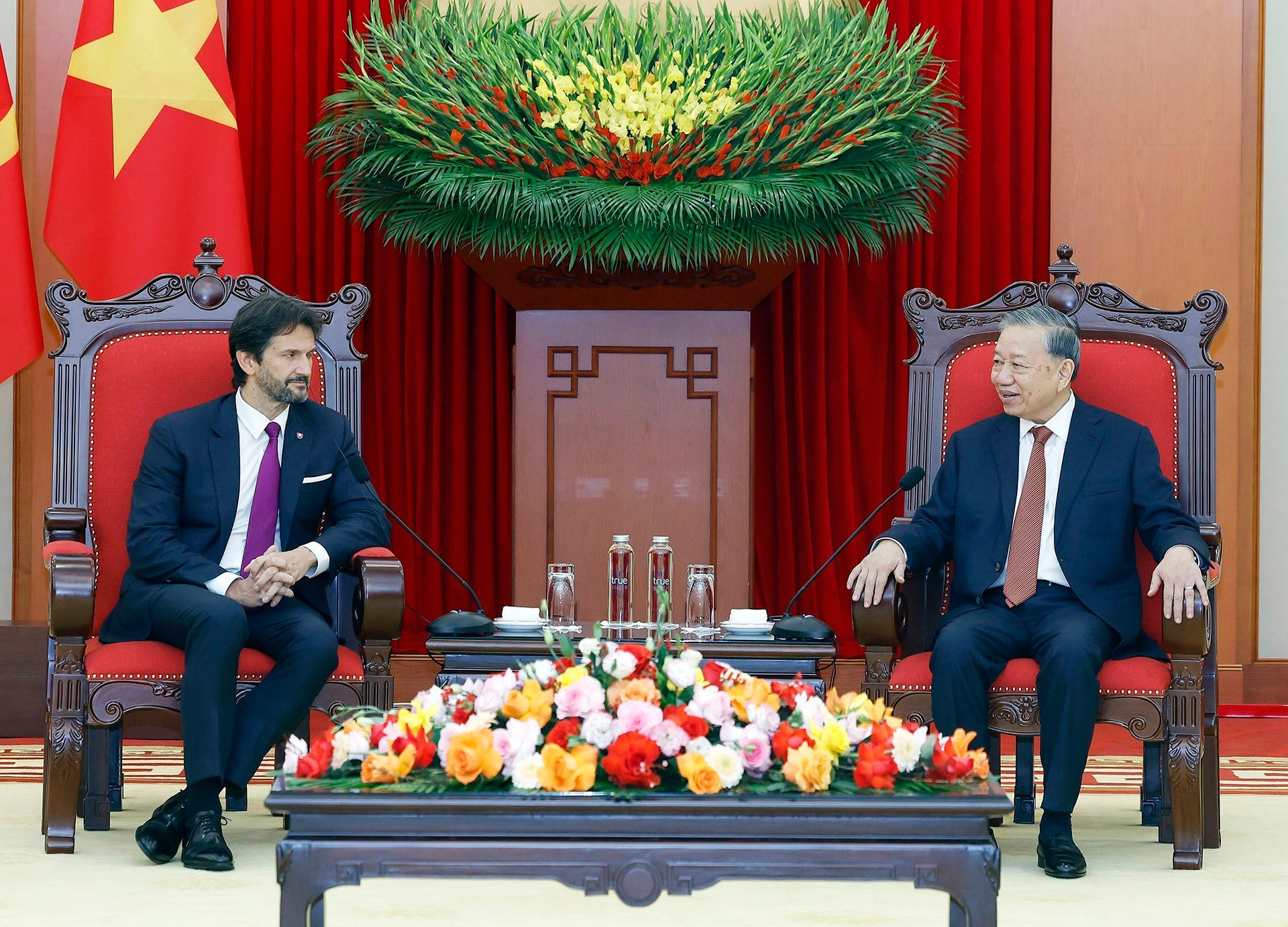 vnapotaltonbithitiepphothutuongbotruongquocphongslovakia8416540 1763466913412304138533.jpg