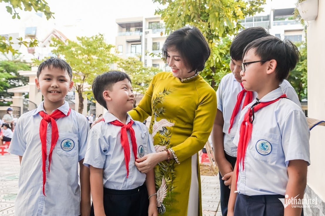 W-Guru Nguyen Tat Thanh.jpg