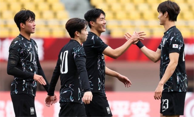 Báo chí Trung Quốc khen ngợi U.23 Việt Nam, truyền thông Hàn Quốc lại thở phào vì…- Ảnh 2.