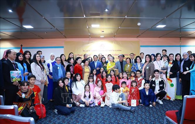 ຄຳບັນຍາຍຮູບ