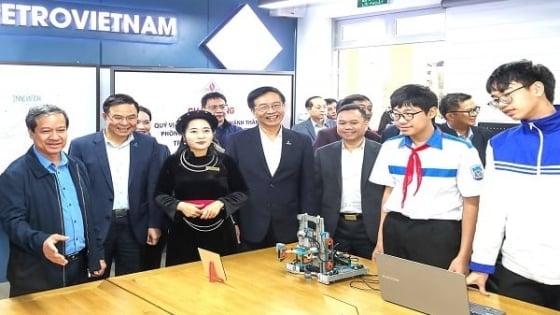 STEM Innovation Petrovietnam: Ươm mầm nhân lực khoa học công nghệ cho tương lai