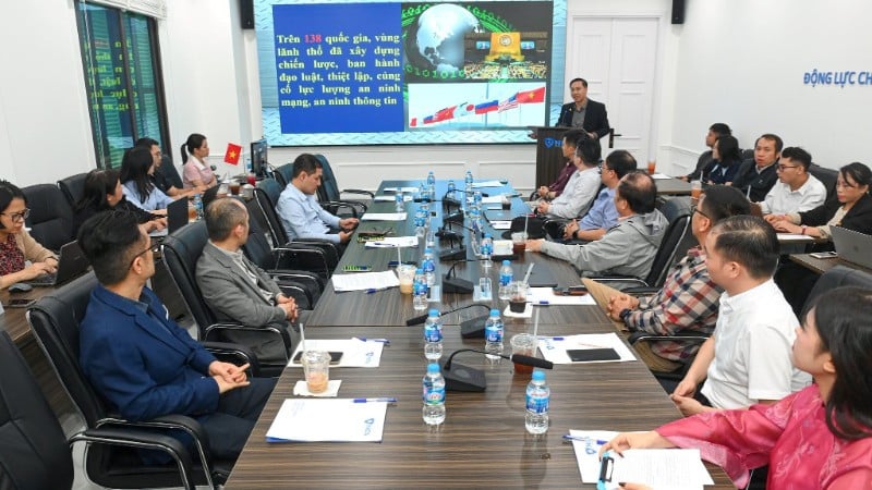 សំណើ អនុសាសន៍ និងការរួមចំណែកជាច្រើនត្រូវបានធ្វើឡើងដើម្បីកែលម្អក្របខ័ណ្ឌច្បាប់នៅក្នុងសិក្ខាសាលា