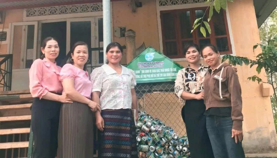 Green House-modellen visar på solidaritetsandan och den ömsesidiga kärleken bland kvinnofackmedlemmar - Foto: T.L.