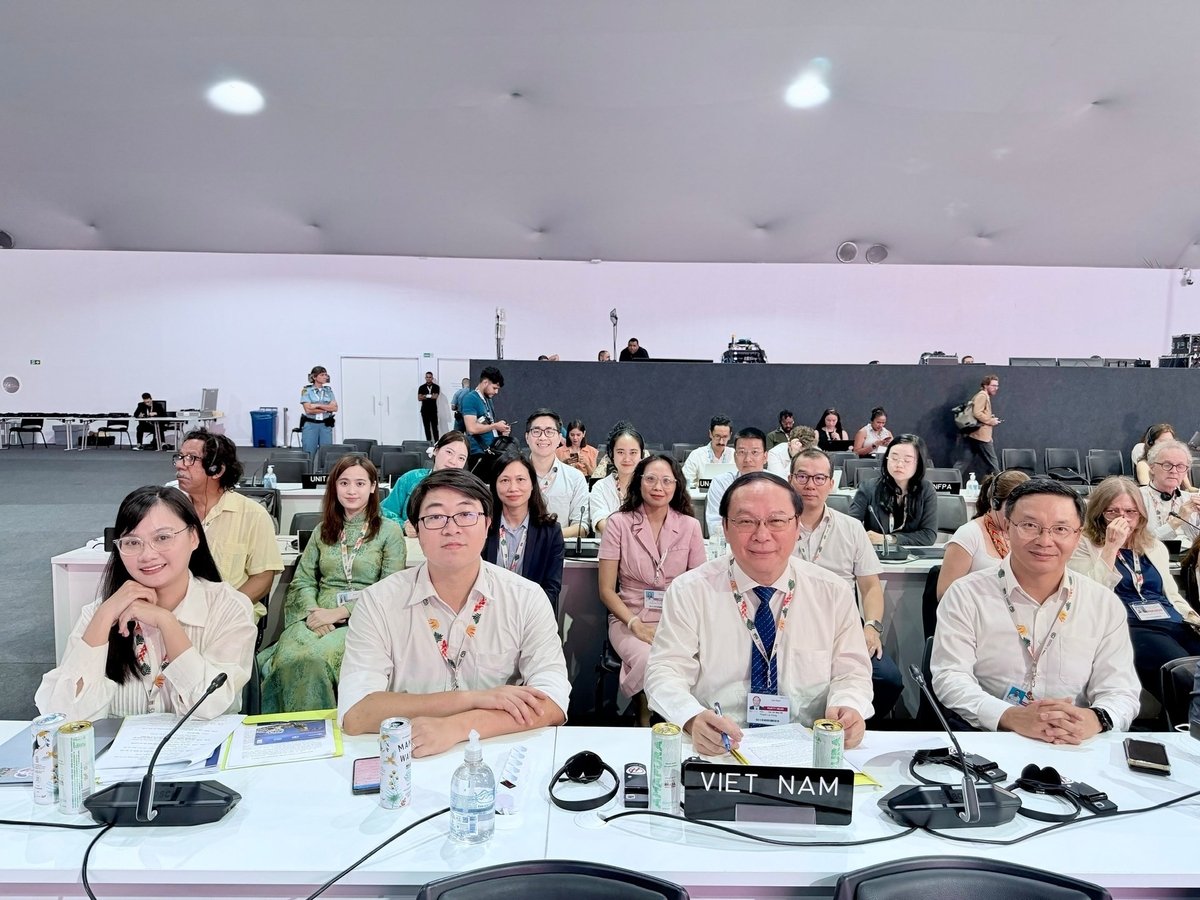 Đoàn công tác Việt Nam tham dự Hội nghị COP 30 đang diễn ra tại Brazil. Ảnh: Chu Hương.