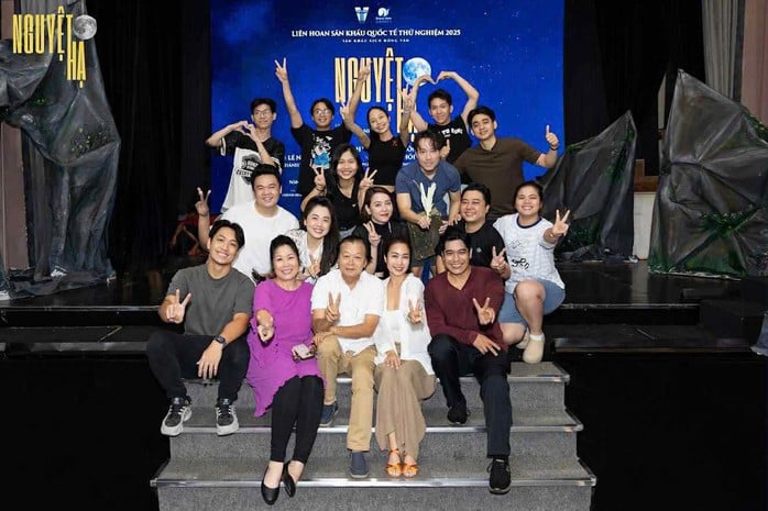 Vinh danh nghệ sĩ - nhà giáo thắp lửa sáng tạo trên những chuyến đò