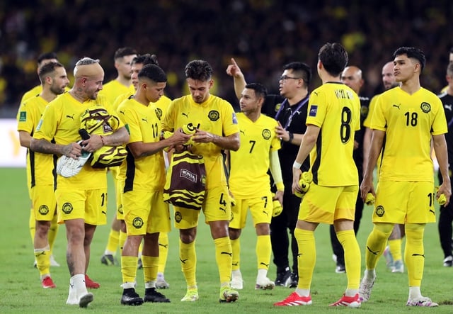 Après le scandale de l'immigration clandestine, dans quels cas le football malaisien sera-t-il totalement « interdit » par la FIFA ? - Photo 1. Hậu bê bối nhập tịch lậu, bóng đá Malaysia sẽ bị FIFA 'cấm vận' tuyệt đối trong trường hợp nào?- Ảnh 1.