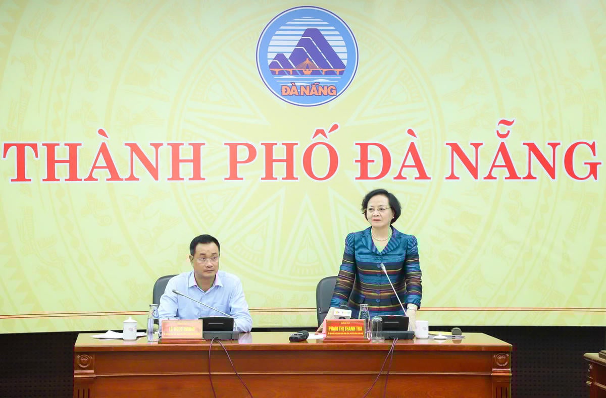 Vice premiärminister Pham Thi Thanh Tra talar vid mötet. Foto: Tan Thanh.