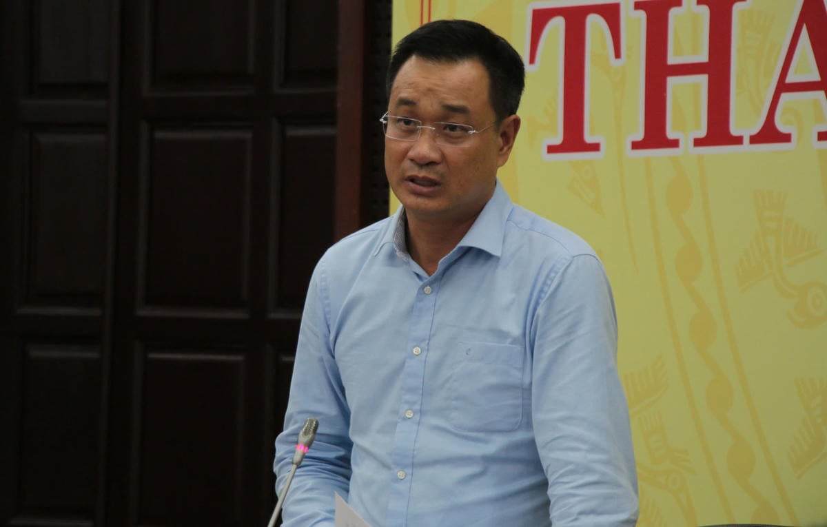 Da Nangs partisekreterare Le Ngoc Quang talar vid mötet. Foto: Chi Dai.