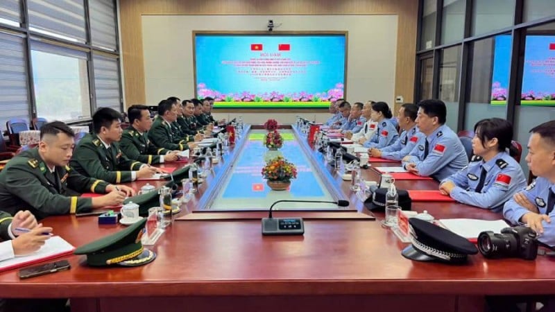 Lao Cai - Yunnan: dayanışma ve dostluğu güçlendirmek için değişim faaliyetlerini teşvik ediyor Lào Cai - Vân Nam: đẩy mạnh các hoạt động giao lưu nhằm tăng cường tình đoàn kết hữu nghị