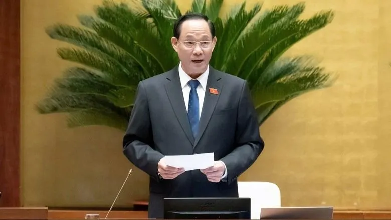 អនុប្រធានរដ្ឋសភាវៀតណាម លោក Tran Quang Phuong អញ្ជើញជាអធិបតីក្នុងកិច្ចប្រជុំនាព្រឹកថ្ងៃទី១៩ ខែវិច្ឆិកា រូបថត៖ QUANG PHUC