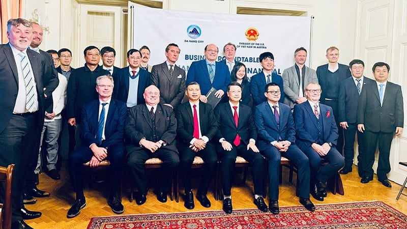 Đà Nẵng ưu tiên hợp tác tài chính và công nghệ cao với Áo