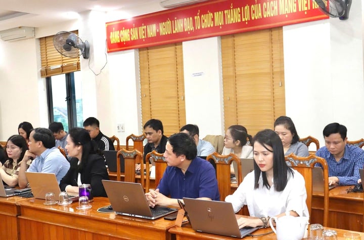 Nâng cao hiệu quả quản lý nhà nước về khoa học, công nghệ cho cán bộ, công chức địa phương - Ảnh 3.