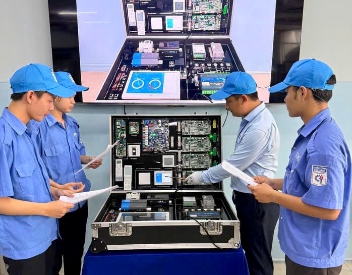 Vai trò của người thầy dạy nghề trong thời đại AI và giáo dục nghề nghiệp - Ảnh 1.