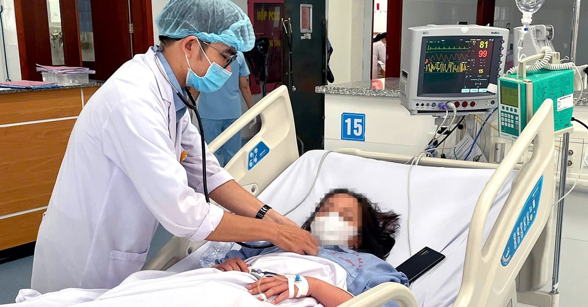 Cứu sống cô gái mắc sốt xuất huyết nguy kịch, tái sốc 3 lần trong chưa đầy 24 tiếng