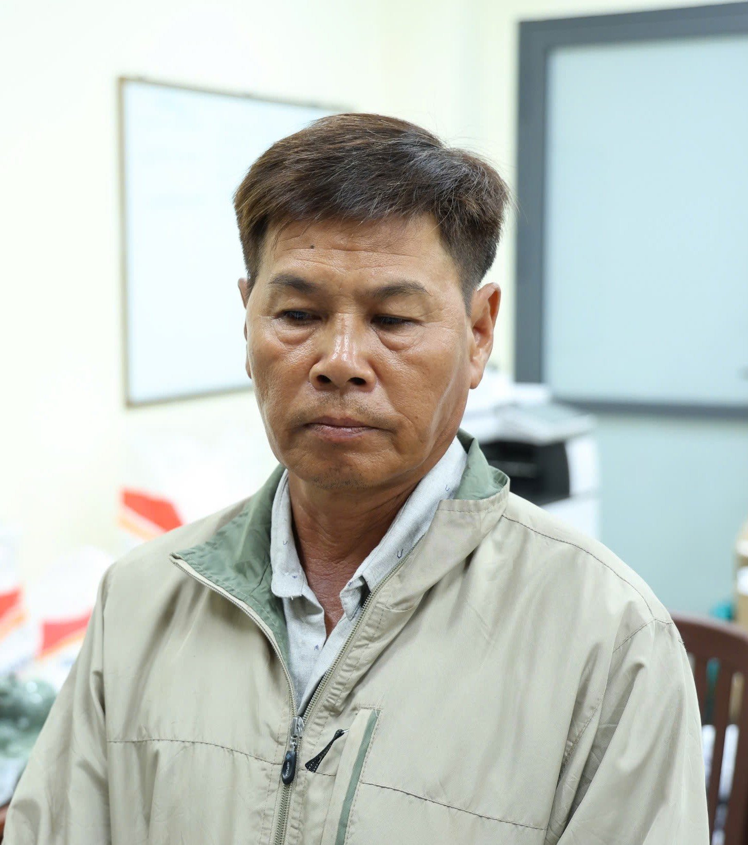 อัน เกียง: คุมขังชั่วคราว 6 ราย ฐานฉ้อโกงและยักยอกทรัพย์