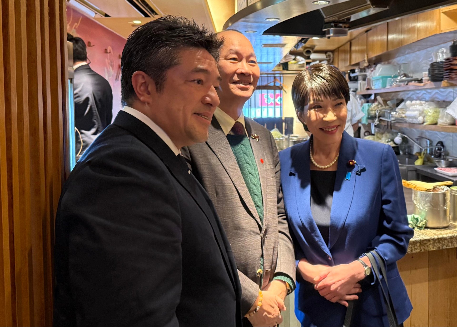 Premiér Nhat Ban.jpg