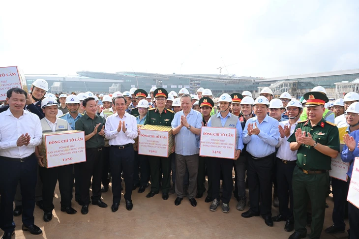 Tổng Bí thư Tô Lâm: Sân bay Long Thành phải trở thành điểm đến hấp dẫn, hạ tầng phải đồng bộ - Ảnh 1.