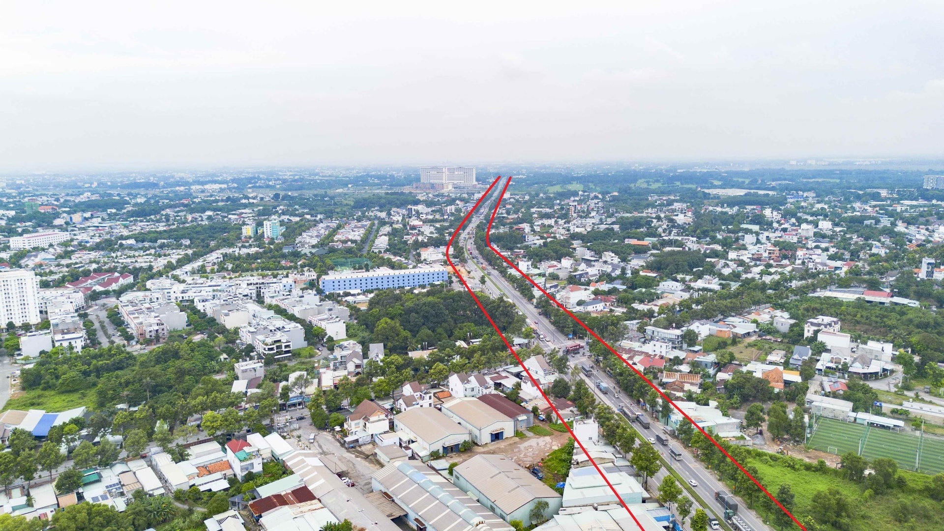 ទិដ្ឋភាពទូទៅនៃផ្លូវ My Phuoc - Tan Van កំពុងរៀបចំសម្រាប់ការពង្រីក