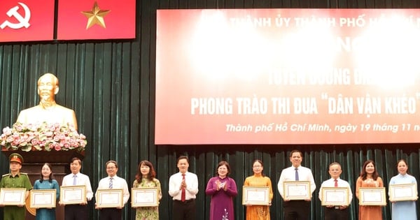 TP Hồ Chí Minh tuyên dương 221 điển hình “Dân vận khéo” năm 2025